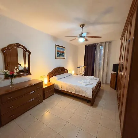 公寓 Cozy With Terrace - Casa Angela *