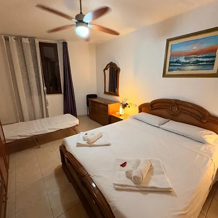 Cozy With Terrace - Casa Angela * 西尼加利亚